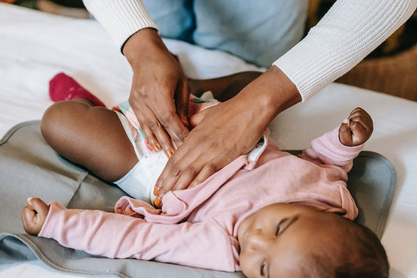 how to change a baby’s diaper